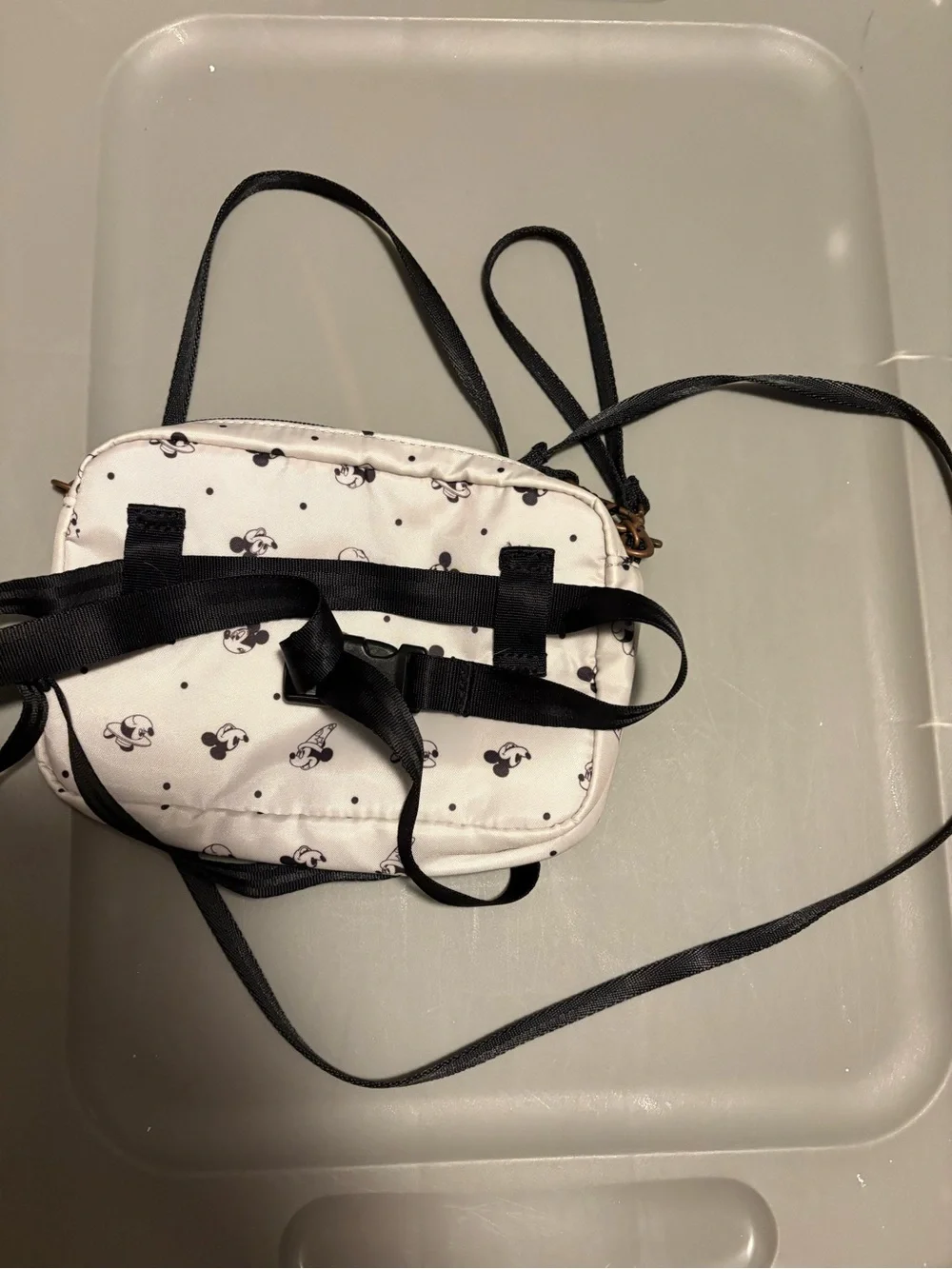 Disney Baby Petunia Pickle Bottom Belt Bag and crossbody purse Mickey Mouse